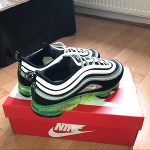 Nike Air VaporMax 97